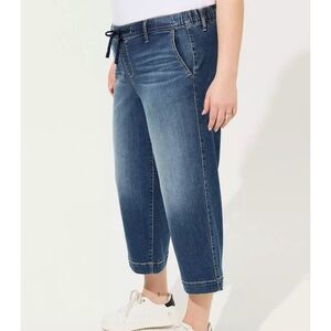 Torrid - Crop Weekend Wide Leg Mid Rise Pull-on Blue Jean - 3X - 22/24